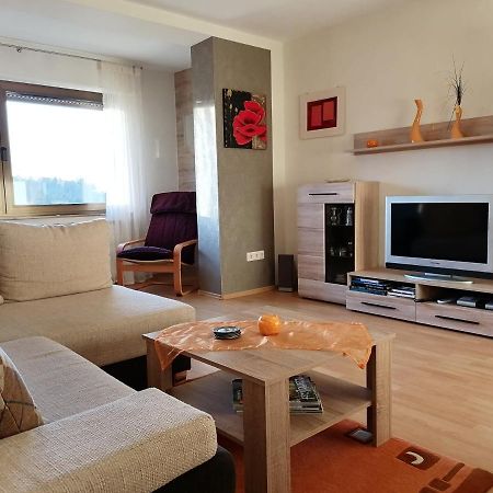 Ferienwohnung Am Waldrand Бад Брайзиг Екстериор снимка